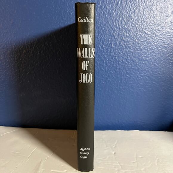 The Walls of Jolo - Book by Alan Caillou 1960 - Picture 1 of 4